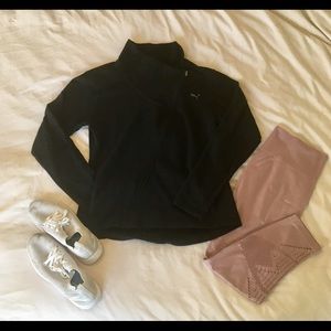 PUMA - Black Asymmetrical zip-up - Large